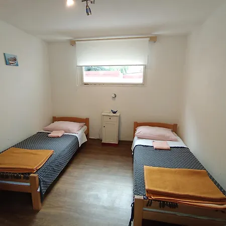 Appartement Simple For 2 With Bathroom Close To The Sea Kraljevica